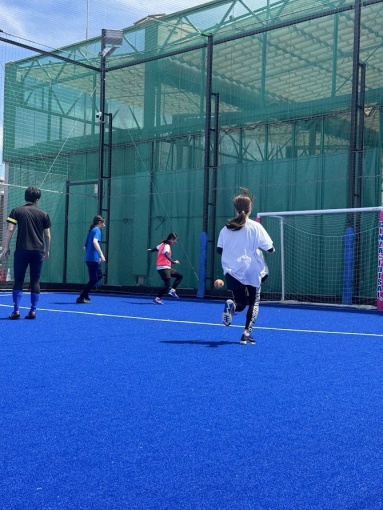 女性陣も積極的にプレイに絡む! 女性陣も積極的にプレイに絡む!