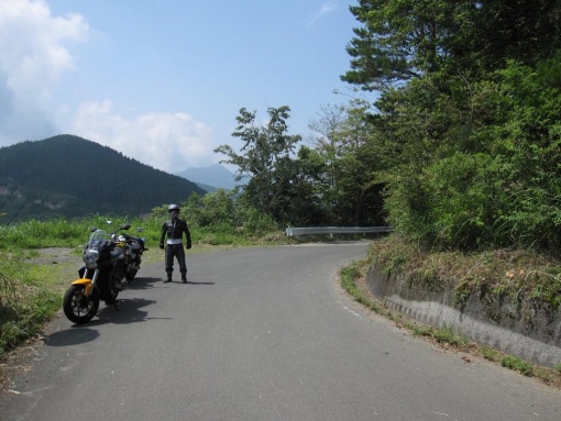 天竜スーパー林道　のどカラカラ