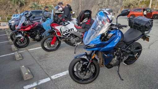 同じバイクの人がいたのでご挨拶