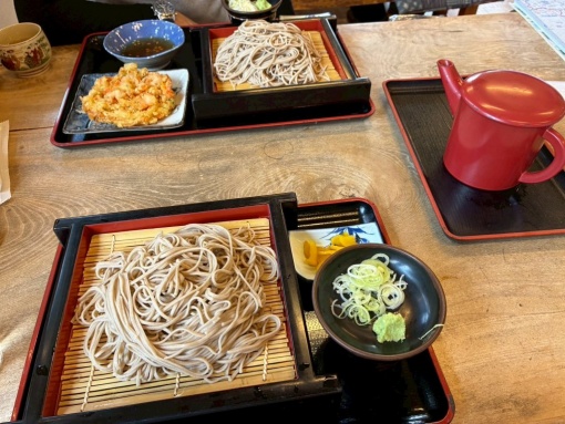 昼食