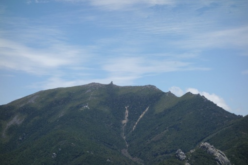 瑞牆山頂から見る金峰